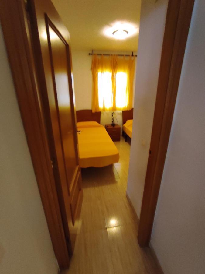 Apartamento Laia 奥罗佩萨德尔马 外观 照片